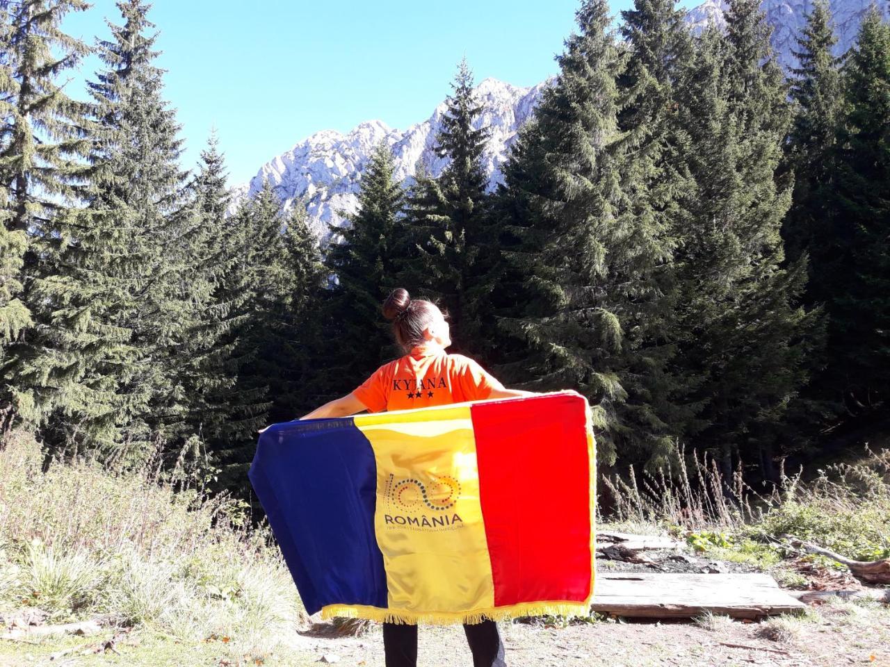 Pensiunea Kyfana Zărneşti Buitenkant foto
